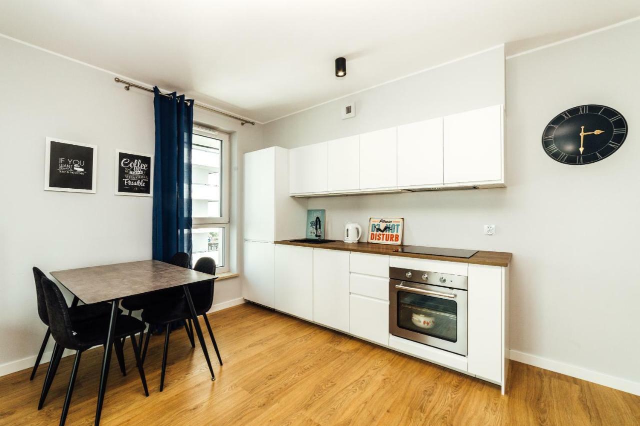 Pobookowane Stocznia Apartments Gdansk Exterior foto